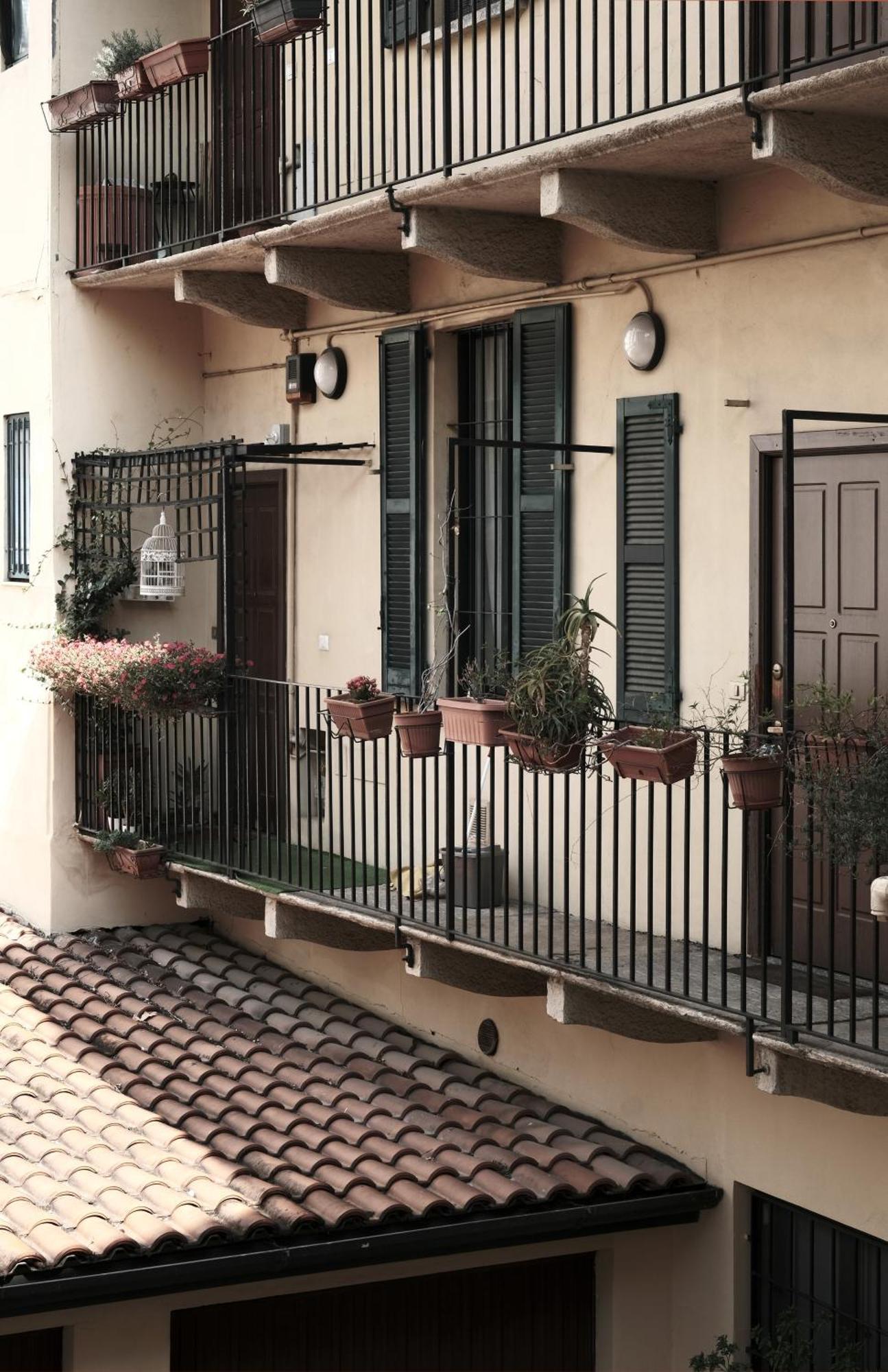 Comecasa Flowery Terraced Apartment ミラノ エクステリア 写真