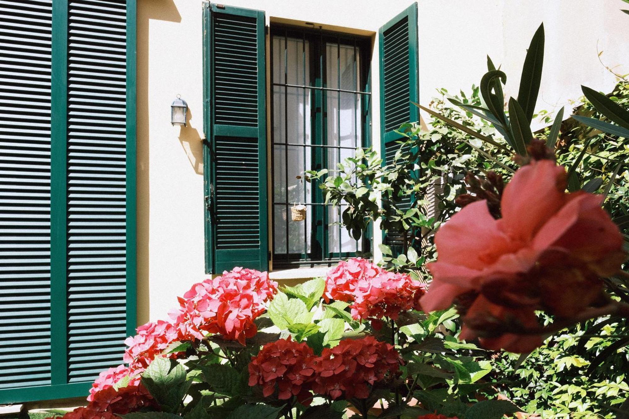 Comecasa Flowery Terraced Apartment ミラノ エクステリア 写真